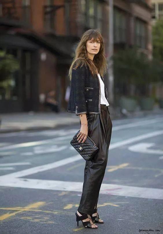 小香风明星搭配,优雅与时尚的完美融合