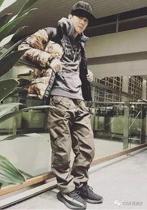 350v2黑粉明星上脚,揭秘潮流鞋履背后的故事