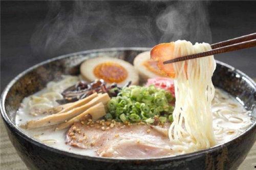 大连胖虎拉面爆料事件视频,视频揭露惊人真相