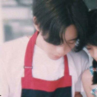 抖音中英情侣网红,跨国甜蜜互动，跨越语言界限的爱情故事