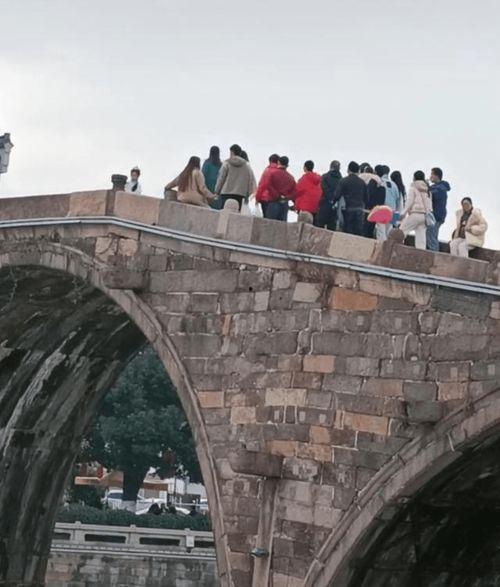 广西网红谁在浙江拍的,广西网红在浙江的精彩瞬间