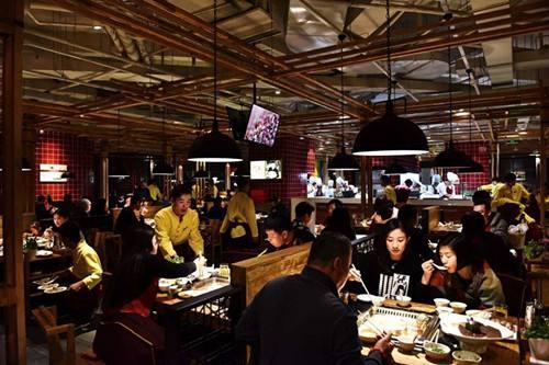 伦敦海底捞爆料事件视频,海底捞员工涉嫌不当行为引发舆论风暴